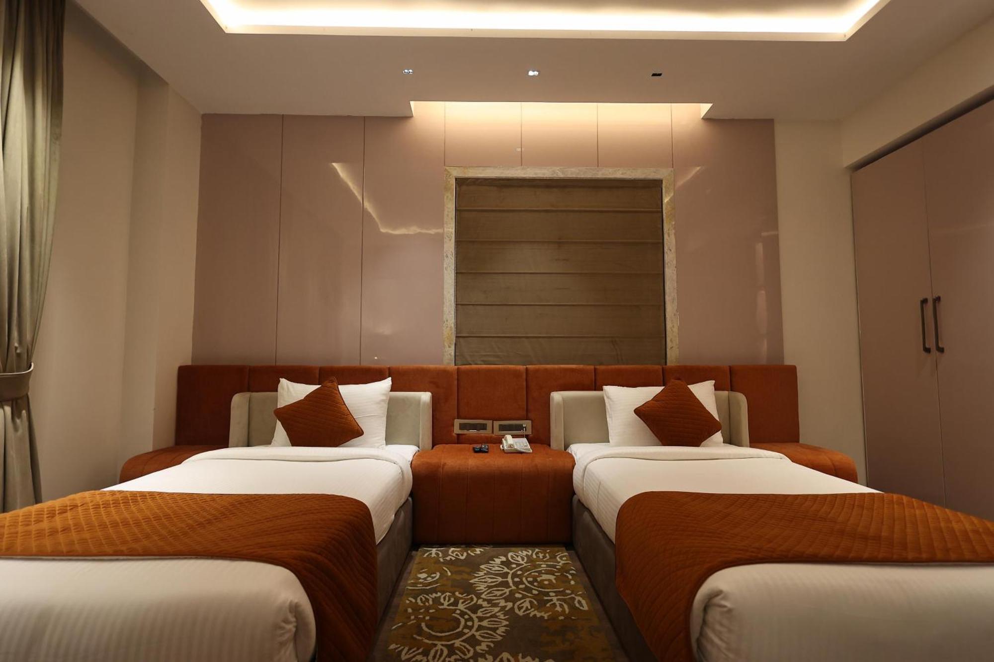 The Ramayana Hotel, Ayodhya Exterior photo