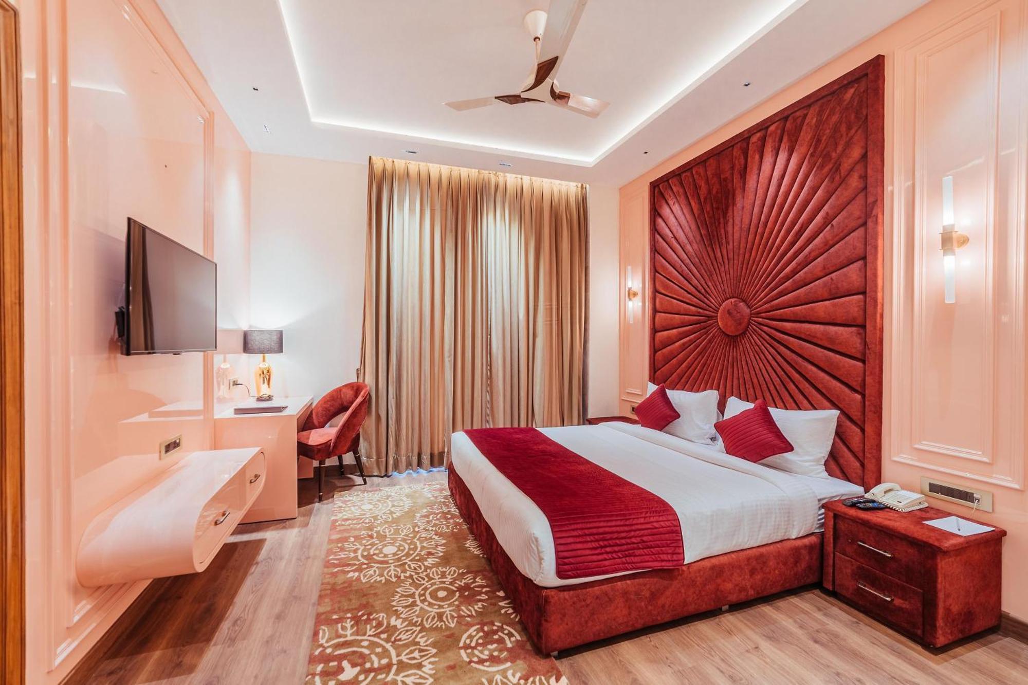 The Ramayana Hotel, Ayodhya Exterior photo