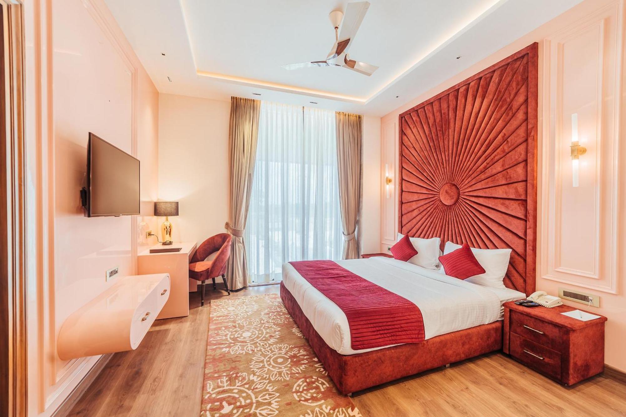 The Ramayana Hotel, Ayodhya Exterior photo